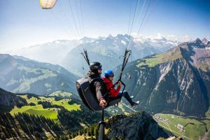 Guide des sites de loisir en plein air : vol en parapente aux Aravis - La Cluzaz